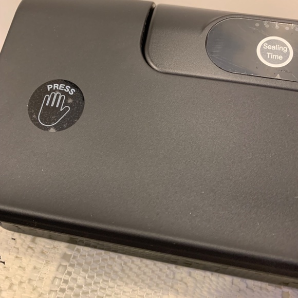 Vacuum Sealer LP-1805, World Tree Co., LTD/Black - Picture 6 of 8